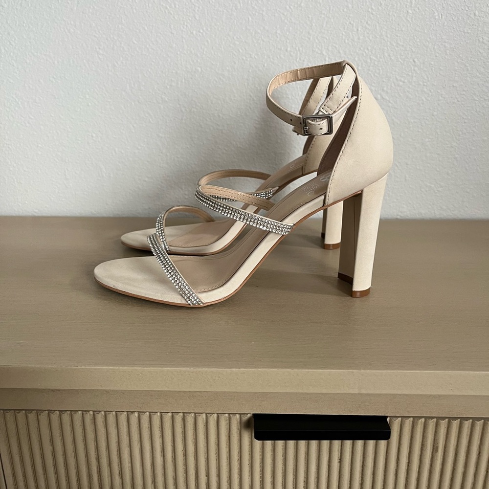 Vince Camuto Fairah Sandal
